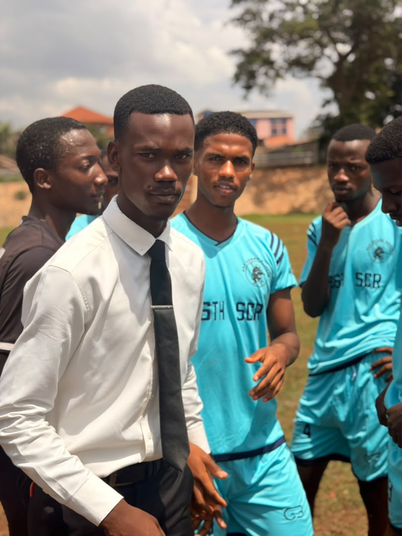 AllanTamaleS's tweet photo. MITCHELL 1-0 HERNES. The Rats did it again! 🐀💙 The jungle belongs to us. #MitchellHall #96thSCR #WeAreMitchell https://t.co/C2vJxFqGXz