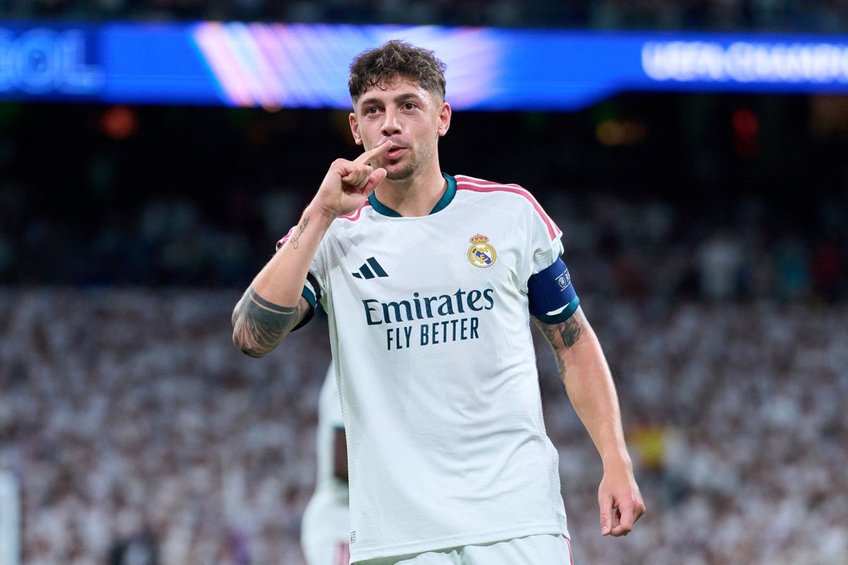 FabrizioRomano's tweet photo. 🚨⚠️ Fede Valverde has suffered a severe trauma to his left ankle.

Valverde will be subjected to new tests in the next few hours, Real Madrid confirm. https://t.co/KxhARhf9t6