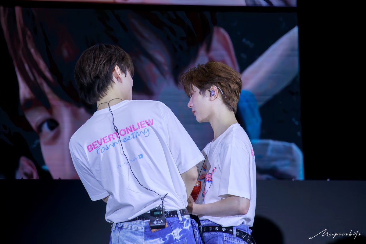 InfinityFSci's tweet photo. เพราะเธอนั้นคือ รักที่ปลอดภัย
หันมาเมื่อไร มีเธอกอดไว้
จะเจอเรื่องใด แค่มีเธออยู่ ก็ไม่เป็นไร
ขอบคุณที่ทะนุถนอมหัวใจฉันอย่างดี

THE SOUND OF BEVERTONLIEW 
#BeverTonliewFanmeeting
#bbverpj #tonliewmtp https://t.co/jESJzJvVa8