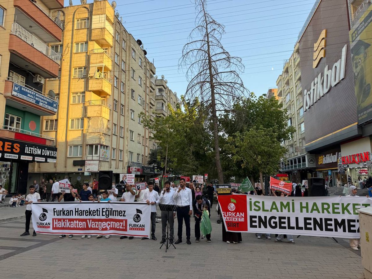 fhengellenemezz's tweet photo. Kıyafet Temel İhtiyaçtır! 
Gasp Etmeyin, Hemen Verin! 

📍Siirt
📍Bingöl

AlparslanHocaya Ozgürlük
SemraHocaya Ozgürlük 
FurkanGönüllülerine Ozgürlük 
Ozgürlükiçin Meydandayız https://t.co/7B5sCwaEWr