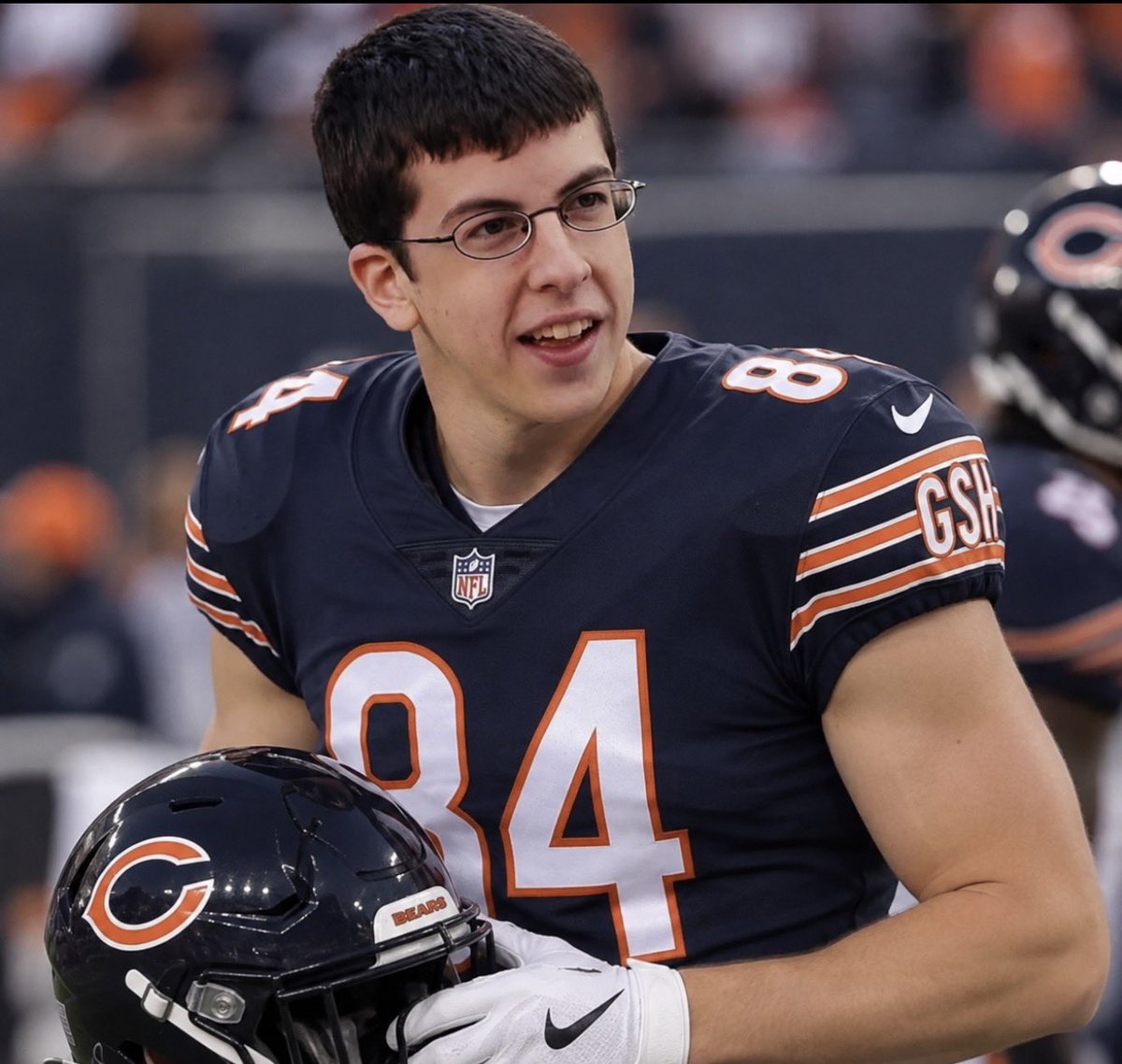 BookitWithTrent's tweet photo. Loveland on the Bears. https://t.co/FGWeSjL77h