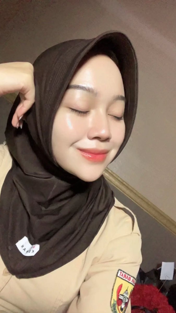 Nadineclvv's tweet photo. Baru ada tenanga buat up 

#cumtribs #glowface #facefuck https://t.co/CSlVYkgXjx