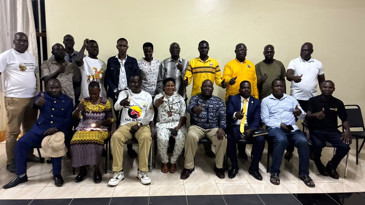 MulaluDaniel's tweet photo. Tooday we have successfully launched the grass root support for @PLUsecretariat in TESO Subregion with the establishment of the executive body of Kazi ni Kazi, mobilizing for @mkainerugaba. https://t.co/lqX9J9p2xX
