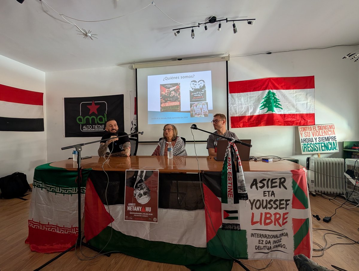 samidounspain's tweet photo. "El gobierno español es un brazo sionista represor de la solidaridad con Palestina mientras Pedro Sánchez aparece compungido en TV hablando de Palestina"

Youssef y Asier en sus charlas en Madrid.

Ambos enfrentan 32 años de cárcel por difundir vídeos de la resistencia palestina. https://t.co/YxbT4qJPCG