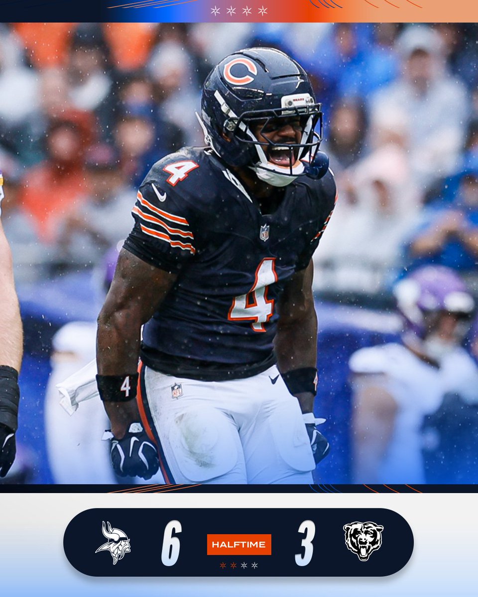 ChicagoBears's tweet photo. At the break https://t.co/3i8ifzn60s