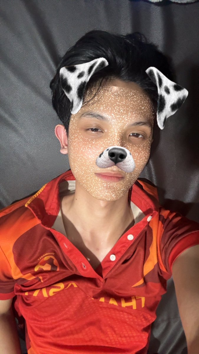 violetavonn's tweet photo. ท้องอืดครับ งอมครับ หิวข้าวครับ ง่วงครับ https://t.co/ZVH7xaLULq