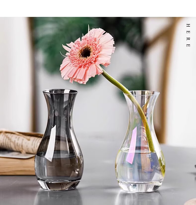 sooooooeddie's tweet photo. Turn old glass jars into stylish pen holders + mini planters with just some paint and twine! Easy home upgrade that cuts waste too. https://t.co/UFBLcXDuZD