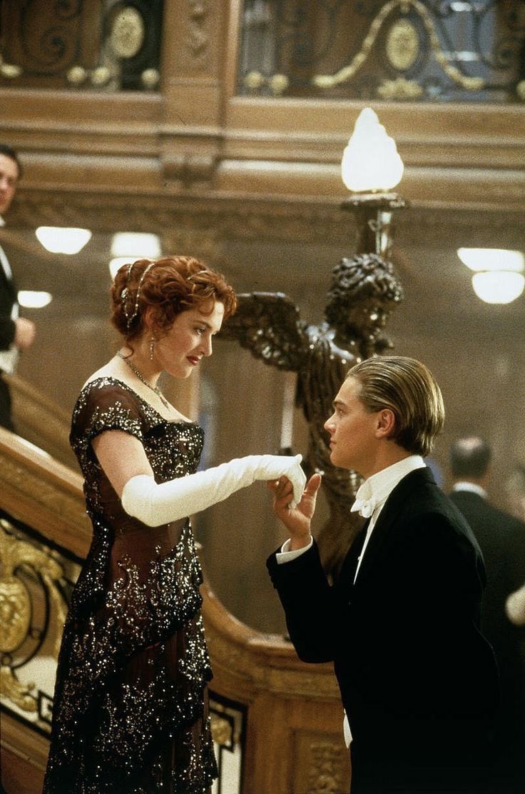 lizbedumbb's tweet photo. couples that remind me of hughliz <3 https://t.co/lwAp2tY7Zk