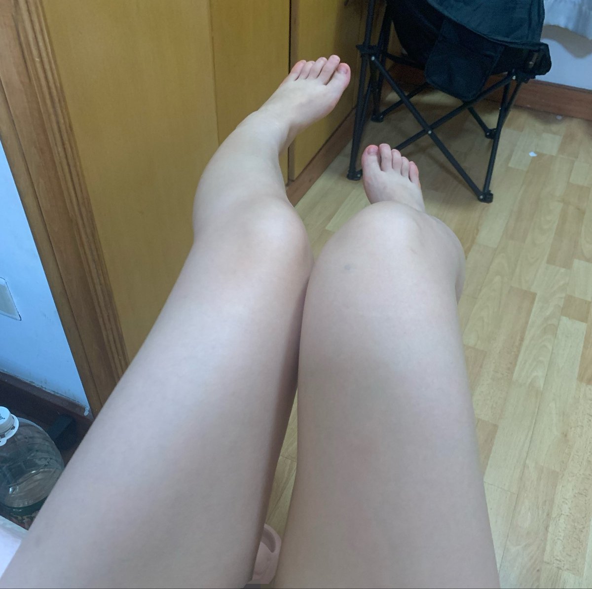 3e_Bav's tweet photo. 有喜欢这样的腿嘛？ https://t.co/WKNclZhpqJ