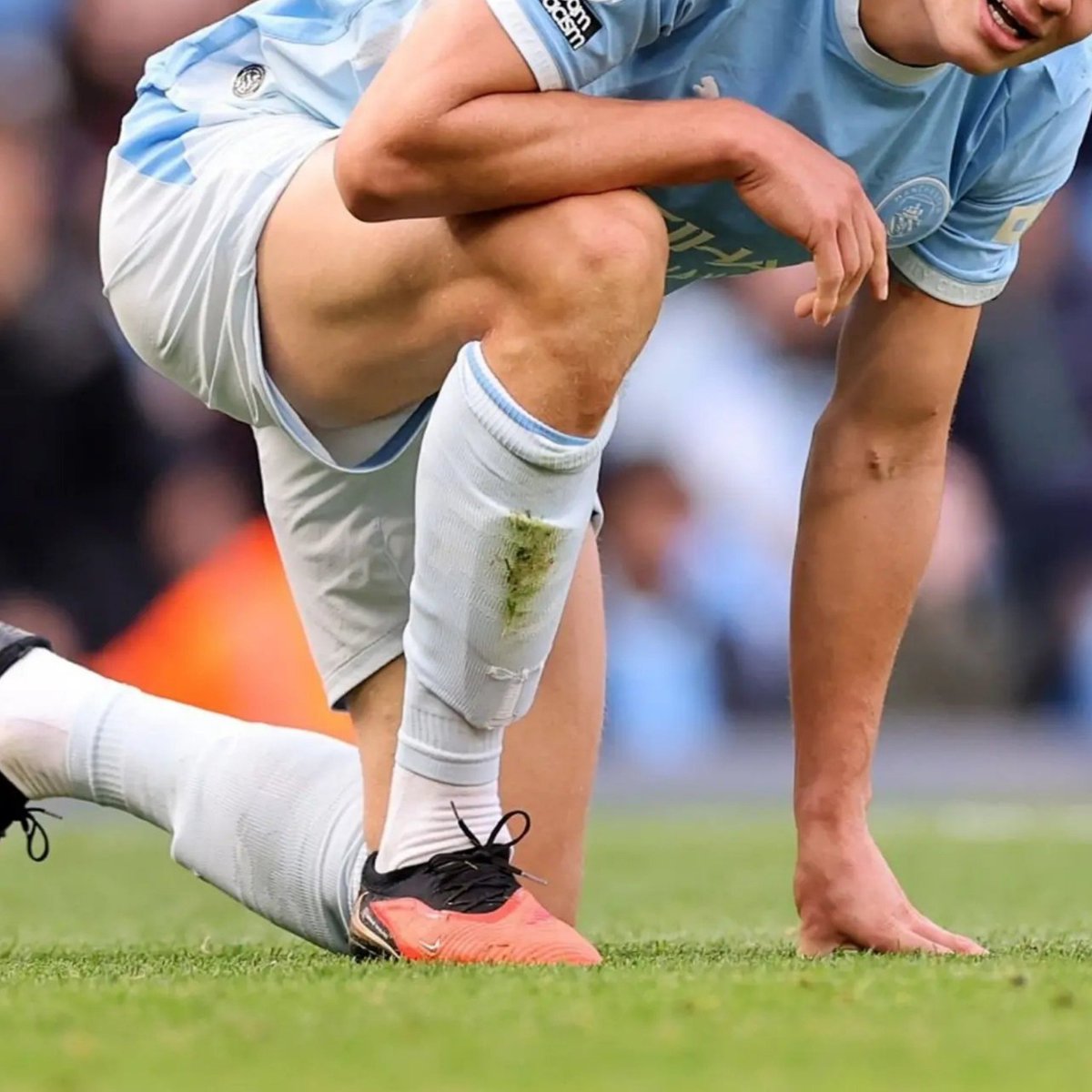 haalandaily's tweet photo. No tengo nada decente para decir 🥵 https://t.co/yhyiGHMkQH