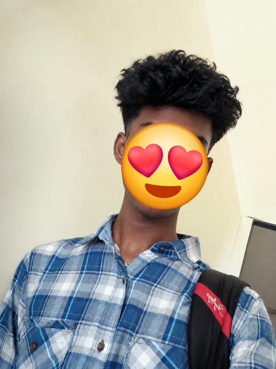 sexy_anbu29934's tweet photo. My thambi leaked video part 2

I get this video from his laptop 
🥵🥵

Semmaya erukan my thambi 
🥵

Full video link is here

https://t.co/wbWnlpvxYY https://t.co/Apu6i9Vfql