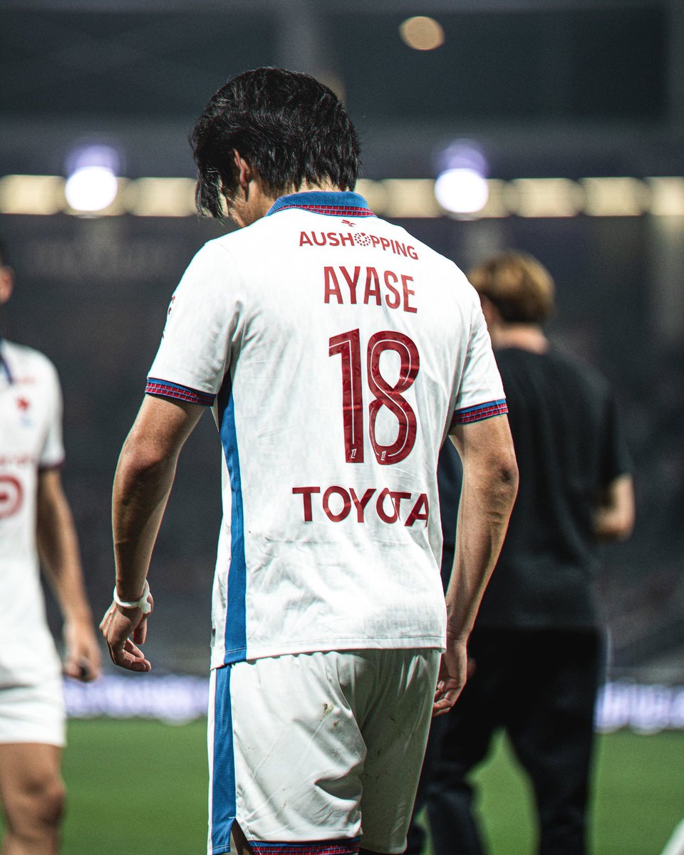 Nana1992R's tweet photo. 🧵 Ayase Ueda vs Nice
1/4
One goal.
Four shots.
Four on target.
0.60 xG.

Ueda's numbers tell an interesting story — but his movement for the goal tells it even better. 🇯🇵 https://t.co/vK4V6zzwy0