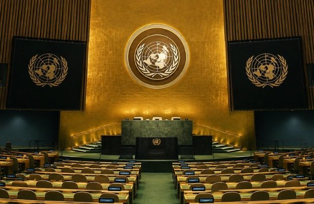 PSDGlobal's tweet photo. Check out the September newsletter @PSDGlobal and our guest spotlight @PvblicF celebrating #UNGAWeek Also explore program and event links. Other good reads at our September newsletter included best podcasts, top shows + Autumn destinations. https://t.co/EukqQtT7g2 #GlobalEconomy https://t.co/Ot9qpPJLtH