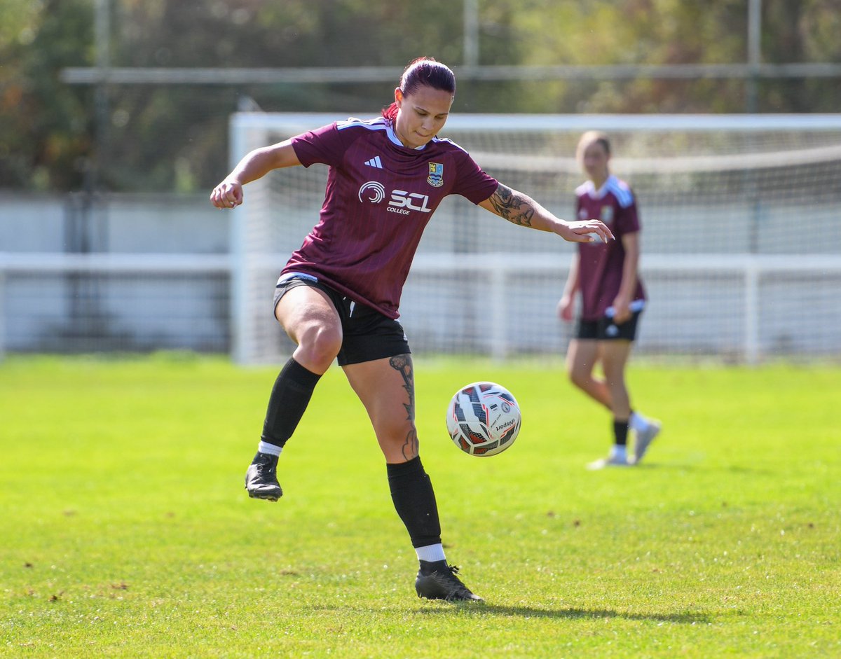 LJPphotos's tweet photo. Badshot Lea FC Women V @FarnhamTownWFC 
FT 1-9
FA Cup🏆 📸⚽️
Part 1 https://t.co/URY8mpFwHz