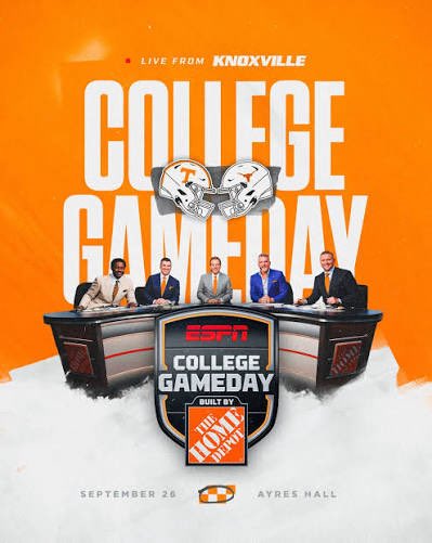 DuckOnQuack2023's tweet photo. College GameDay has lost its flame.

Michigan vs. Iowa
Boise State vs. Western Michigan
James Madison vs. Old Dominion
Oklahoma State vs. West Virginia
Oregon vs. USC

All solid games with real college football atmospheres.

Four straight weeks at an SEC venue is lame.

It’s becoming less about the best college football venues and more about money and Pat McAfee.