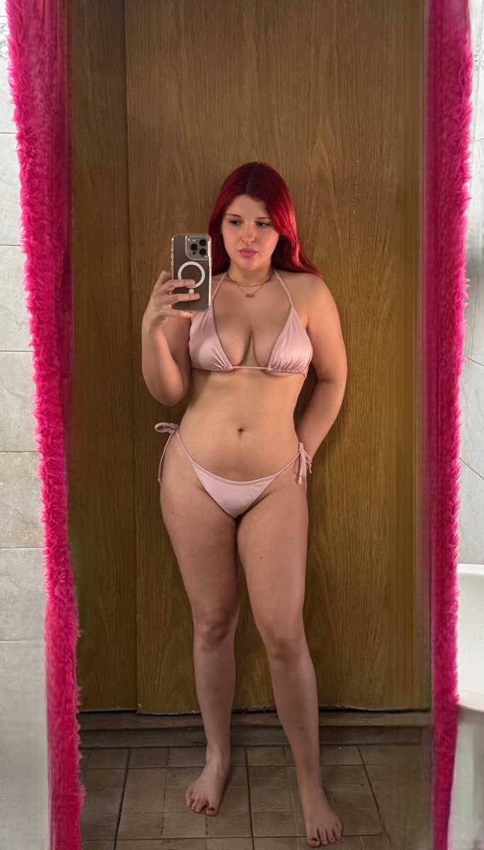 ParTyinm_z's tweet photo. smash or pass https://t.co/Pu8DTXpZFv