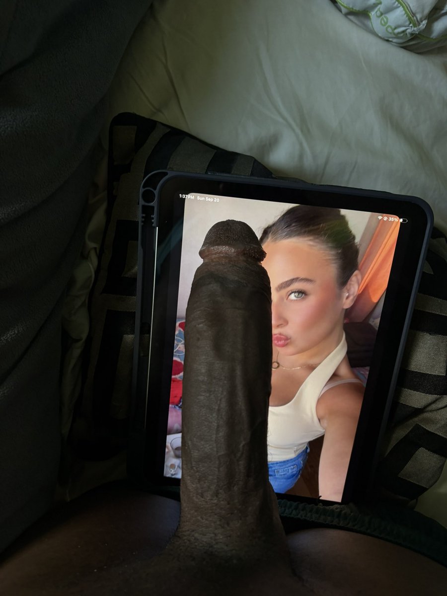 Joyyyfafz's tweet photo. ❤️+🔄+follow for pics coming back in the morning blow me up want full DMs 😵‍💫😘💕🔥 https://t.co/ketW3vdvF8