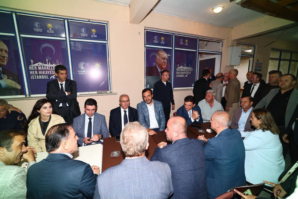 mehmetsahinbsk's tweet photo. Silivri Sayalar köyünde 400 dönümlük alanda, devletimizin önemli destekleriyle üreticilik yapan çiftçilerimizin festivaline katıldık. Üreticilerimiz memnun, festivalimiz çoşkuluydu. İl başkanımız @abdullahozdemir Silivrili kardeşlerini yalnız bırakmadı.
@sami_barlas https://t.co/5kJnRwtPdc