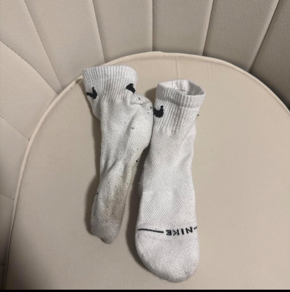 SpoiledDadd1e's tweet photo. My sweaty dirty socks https://t.co/tBcNiIxPwq
