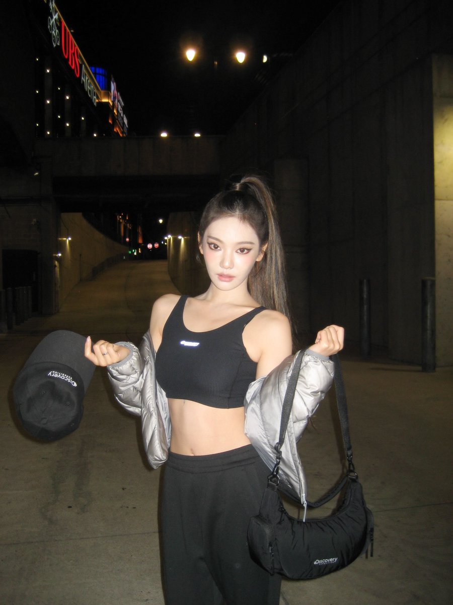 yizhuopic's tweet photo. #NINGNING (imnotningning) Instagram post update https://t.co/f9RSB5fqci