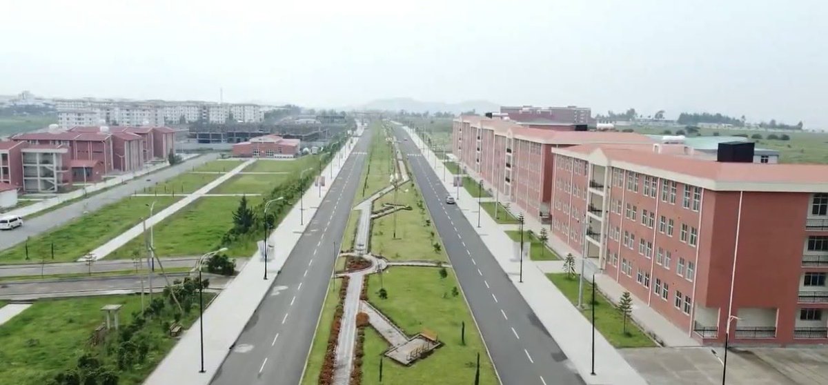 fitsumaregaa's tweet photo. Pleased to visit Sheger Institute of Technology (#SIT) in #Sheger City, #Oromia, 25 min away from the Bole Addis Ababa Int. airport. 

A dream similar to this was shared with me years ago in Washington D.C., during my time as Ambassador, by Dr. Berhanu Bulcha, an Ethiopian diaspora scientist (space scientist) who was and still is working at NASA. 

What began as a vision for an institution to nurture young talent and advance science and technology for #Ethiopia has now taken shape in a powerful way. 

Through the strong leadership and partnership with the Oromia Regional Government, President Shimelis Abdisa, the vision received land, infrastructure, buildings, equipment and more. 

It has grown into a living institution that is already opening doors for many young #Ethiopians with talent in #STEM programs and ambitions to impact communities through innovation.