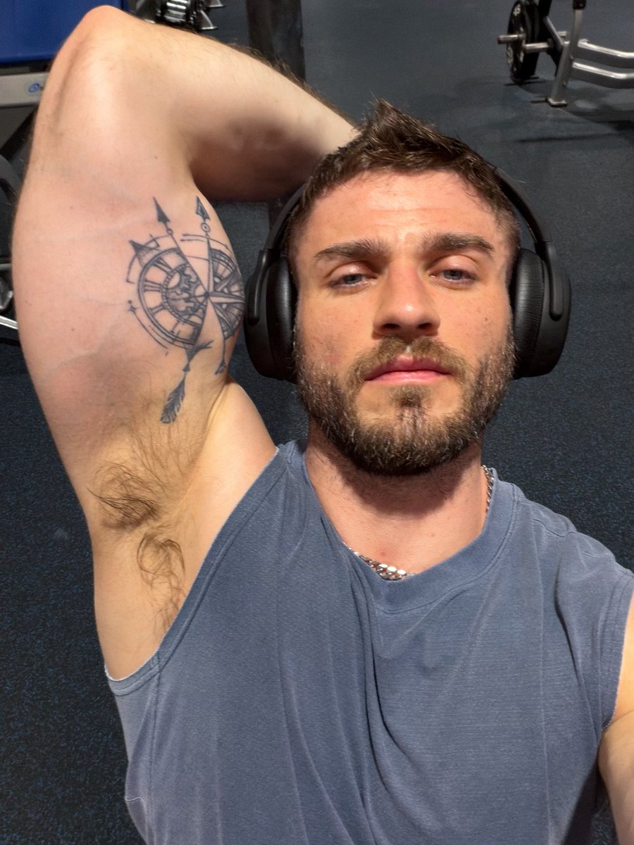 BrandonAllenSFW's tweet photo. Lick it clean boy 😛 https://t.co/sNuRNPs8if
