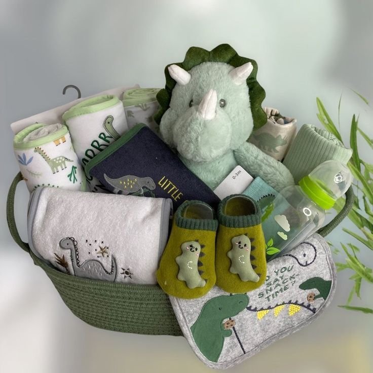 giovannieps_'s tweet photo. Con mi noviecito, elegimos regalitos para los bebés, estamos felices de poder venir a esta celebración #BabySTeddy 🧸 a mis dos amiguitos que adoro, felicidades y emocionado por saber que son sus bebés 💕 https://t.co/teZVnYi93n