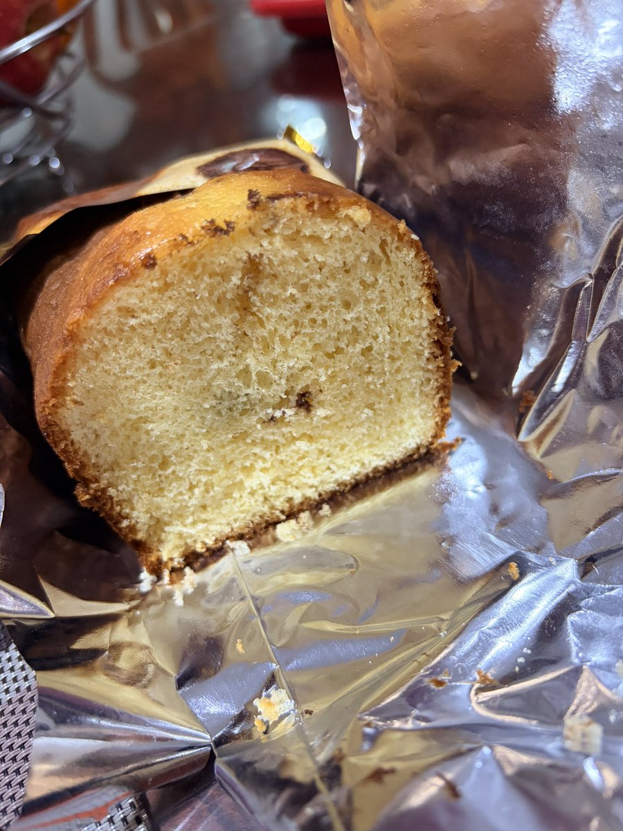 luisa_fermr's tweet photo. @Grupo_Bimbo que clase de relleno es ese?  🤨 https://t.co/OLhAcD59TJ