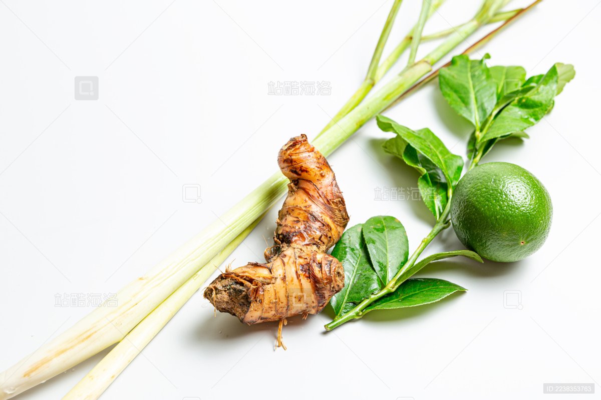 rainp801457's tweet photo. [Treat your taste buds to vibrant Thai green curry! Creamy coconut milk, spicy chilies, and fresh basil come together perfectly—your next weeknight meal just got way more exciting. ] https://t.co/P4x3NZOQrh