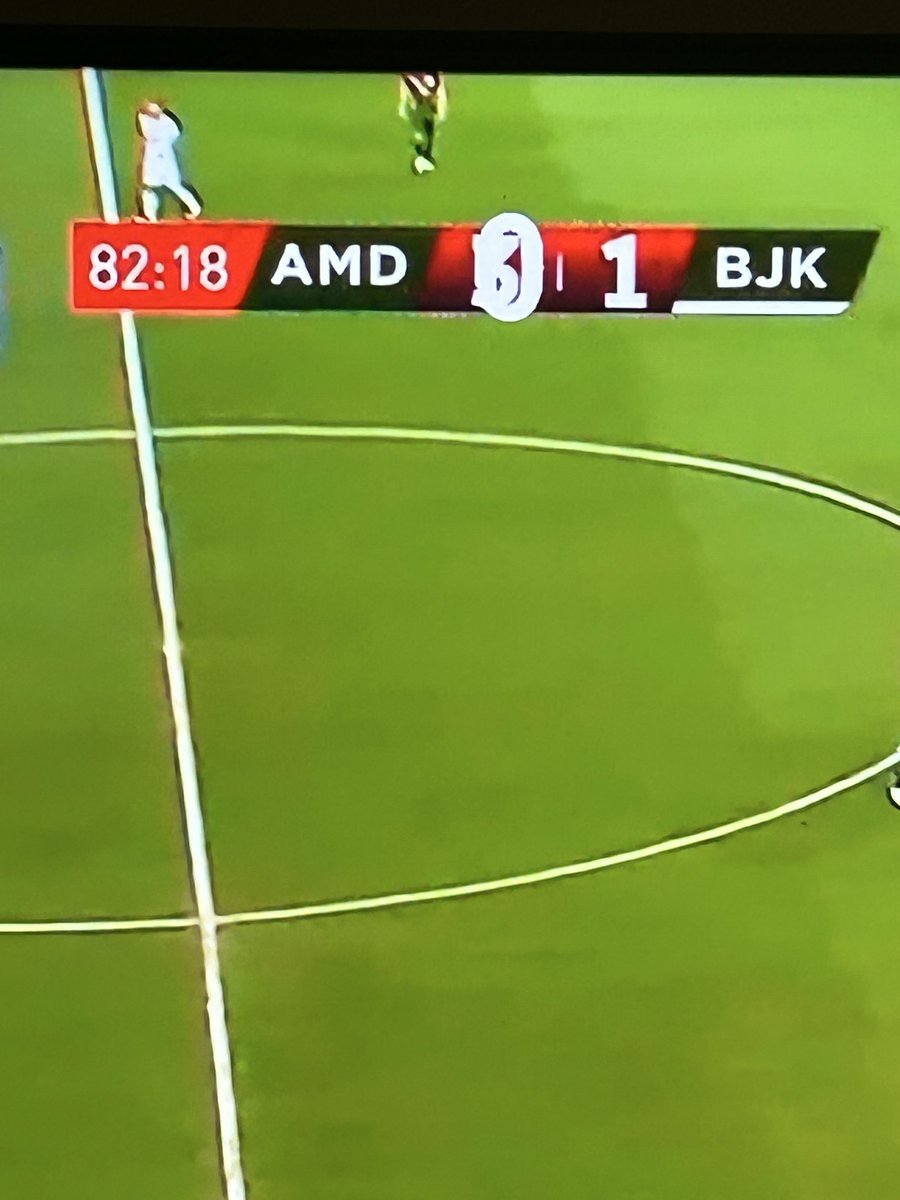 IsoKan46's tweet photo. @oktaykara Canına sıkma senin Batansever kaçakçı 0-1 yaptı maçı 😂 komik milliyetçiler sizi 😉 https://t.co/bFKL9ZmR26