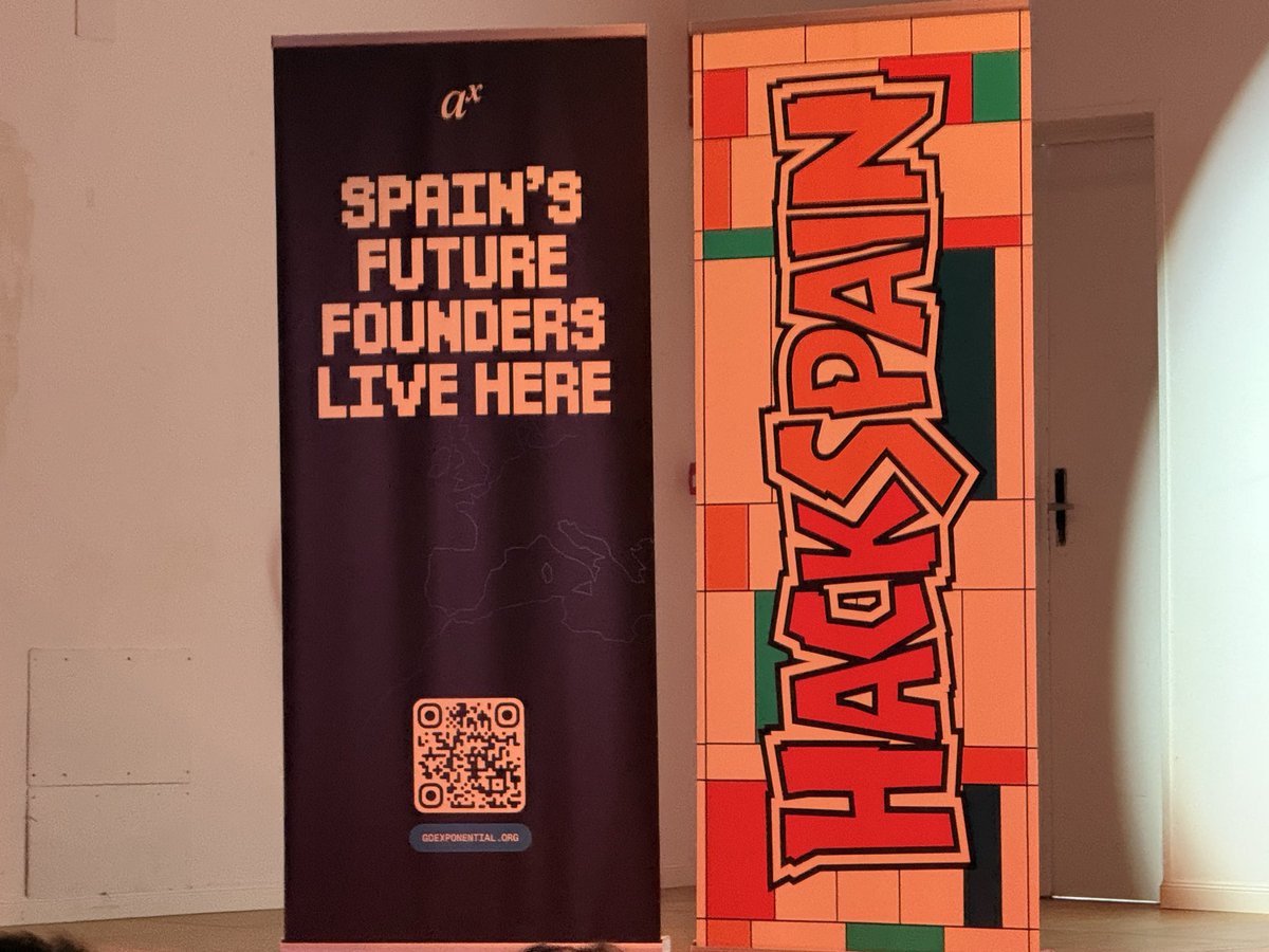 migpuerta's tweet photo. Una pasada este finde en @hackspain26! Ahora vuelta a casa y a descansar. Con ganas de la próxima edición!! https://t.co/pKMaFWqQkg