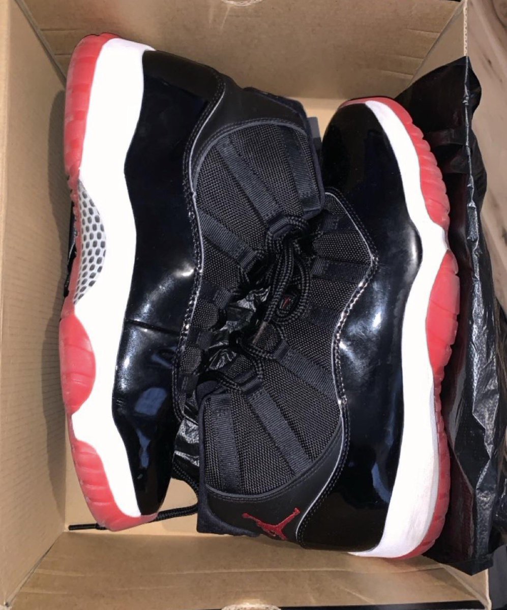 Bslsc3's tweet photo. @SellKicksSunday #size13 whole lot for $300 🚢 or $100 each 🚢 https://t.co/XkOpgkZZ3Q