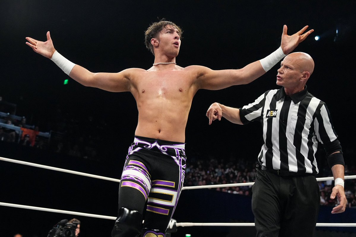 disrupt_edits's tweet photo. @JohnBoyBebop He’s being featured a lot and I think a great C2 run would help him immensely. Also would be the youngest wrestler to compete in the C2. https://t.co/MVo2f6oUvh