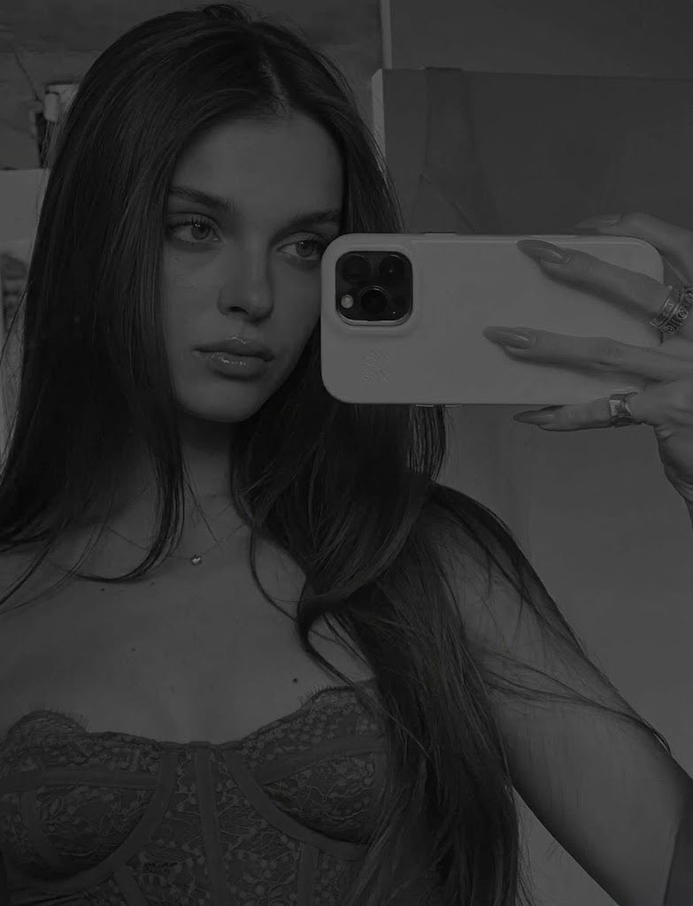 ziarothx_'s tweet photo. ⠀⠀⠀⠀⠀

                      ⠀•           ✧˖°       oᥒ mყ ᥕᥲყ homᥱ 👼
                                                           #dlaphoto https://t.co/hLE2B6PFny