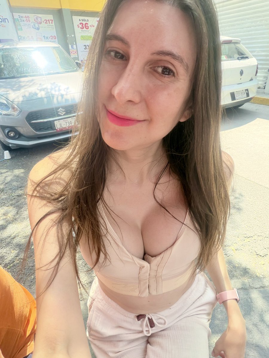 ArtemisRofocale's tweet photo. Hoy tenía flojera de ir al gym pero se entrenó 🤗 https://t.co/6N8UnerlK3