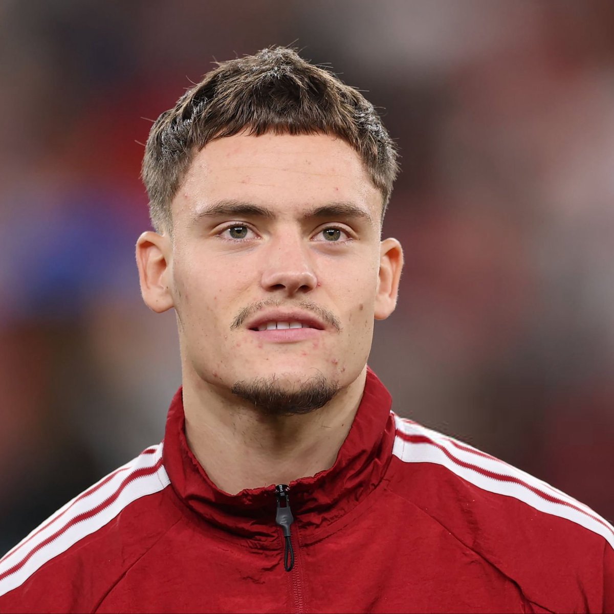 SamueILFC's tweet photo. Florian Wirtz will be under fire from his critics this season. He will be feeling the pressure, partly down to the price tag he had no control over, and the expectations he has on the team.

It’s only 7 games in. He will need our support the most right now, don’t give up on him. https://t.co/awNAKmgtbH