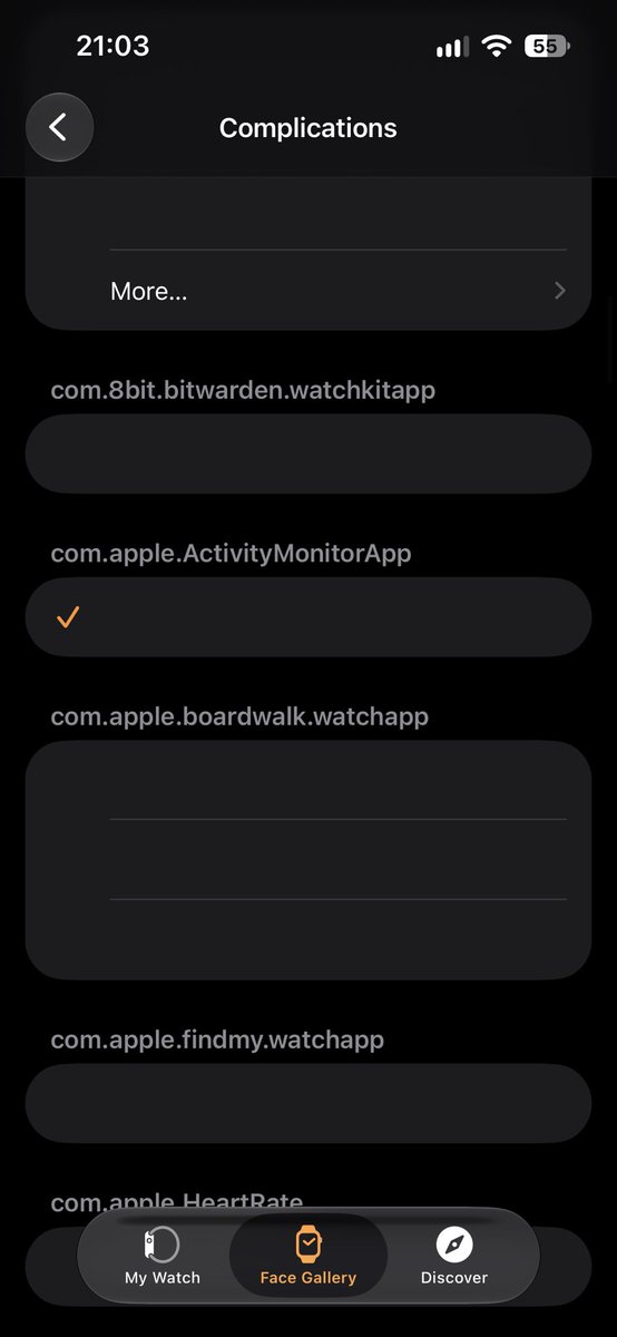 CyberBison_'s tweet photo. Trying to set up a new watch face from iOS 27 looks like impossible @apple https://t.co/F5oFzu16wJ