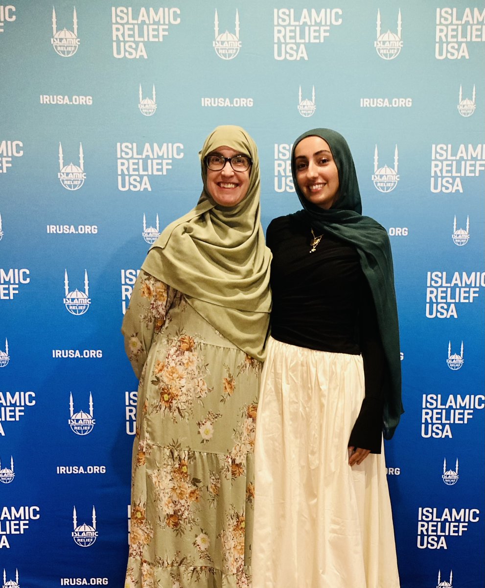 AMuslimCF's tweet photo. Good music, warm conversations, and so many familiar faces.💚

💚Support AMCF’s work building community and strengthening the Muslim nonprofit sector:
https://t.co/9GnWxfaLIs

#AMCF #SongsForSyria #SouthernCalifornia #CommunityBuilding #MuslimCommunity https://t.co/8iYNJ6u3wq