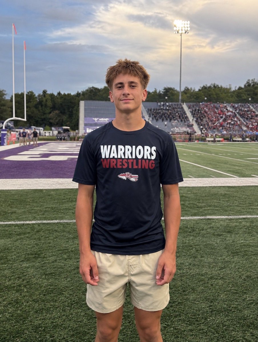 Gabe_Sides's tweet photo. I had a great Game Day visit yesterday at Furman University.  Can’t wait to get back to Greenville for the next one! 
@CoachC_Byers @CoachKuzemka @EGJAMFB @sixstarfootball 
@Coach__Sides @EGWarriorFB @Coach_Medici @J1CHAMBERSS 
@PaladinFootball https://t.co/CQD1kkY6tG