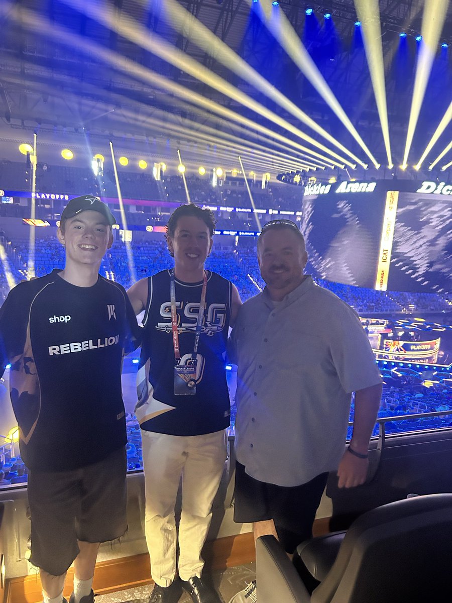 derby1229's tweet photo. My absolute goats @Retals @ApparentlyJxck @ChiefBeef_rl https://t.co/4R9WiYkU0z