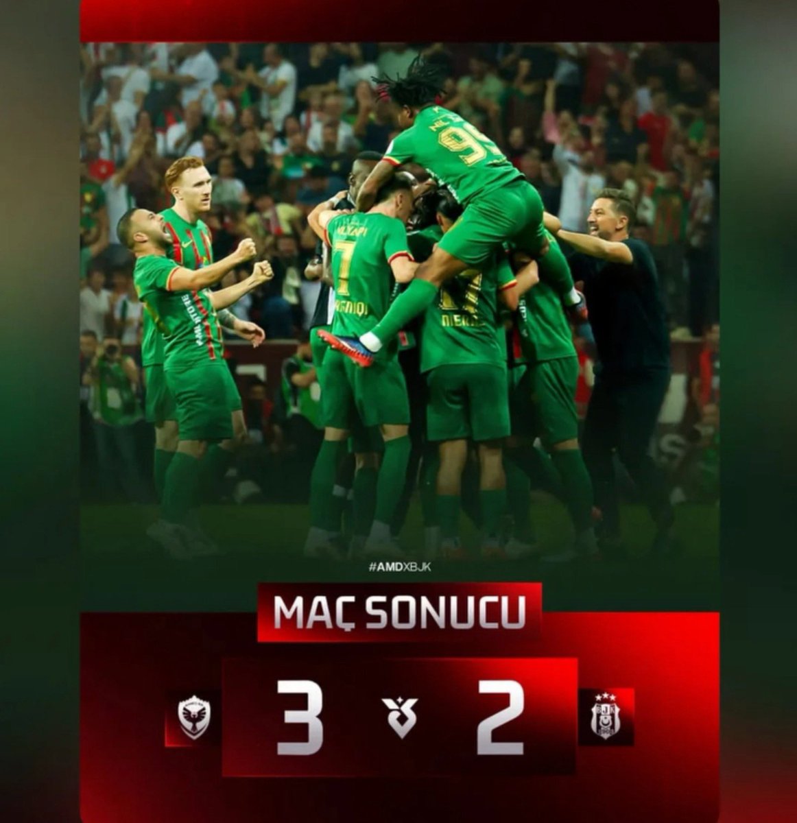 berfinntsnn's tweet photo. Gereken cevabı herkese  verdi AMEDİMMM❤️💚 https://t.co/1XoiyFNV8c