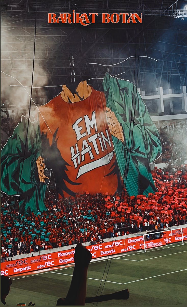 barikatbotan's tweet photo. EM HATİN! 💚❤️😉 https://t.co/0lZzB9ItWq