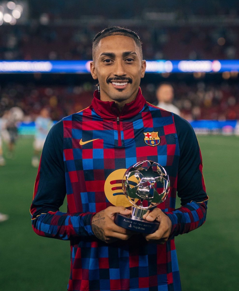 TARIQALNOFAL's tweet photo. وش هالاسبوع الفخم 
برشلونة فايز بثلاثية على إشبيلية 
وريال مدريد يسقط أمام اتلتيكو مدريد بثنائية … https://t.co/A0uruaXg5O