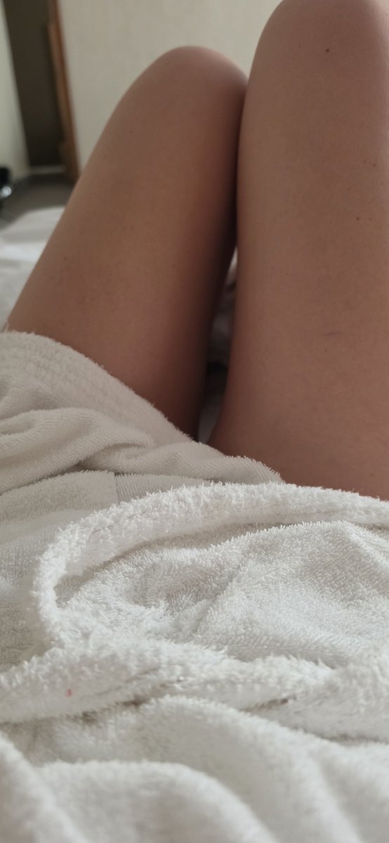 sar0907w's tweet photo. 🫶💗 #Hotelstay #enjoyinglife #feetfetısh #fetish #findompaypigs #adoreme https://t.co/yAcC0TLCTx