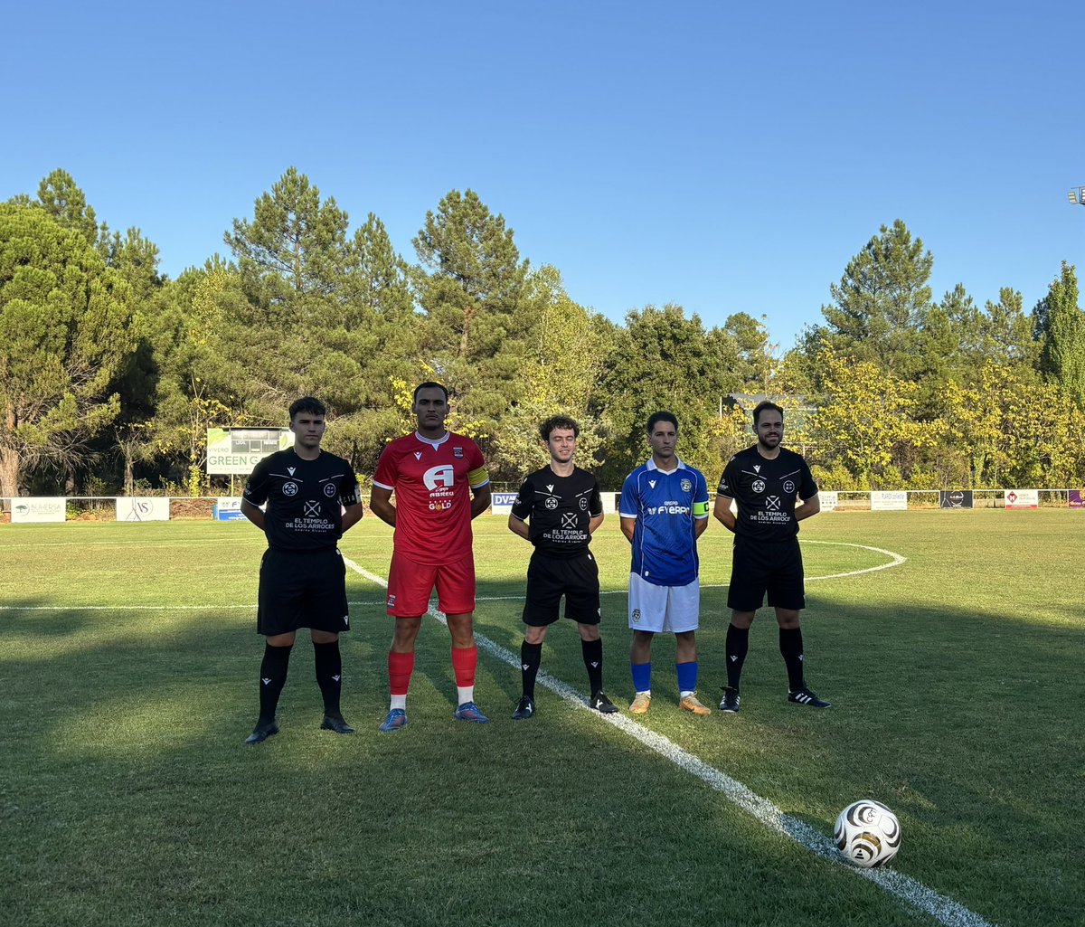 cddiocesano's tweet photo. 📸 𝐉𝐨𝐫𝐧𝐚𝐝𝐚 𝟐 | 
CP Talayuela 2️⃣ 🆚 1️⃣ CD Diocesano https://t.co/OR4Upbyhhk