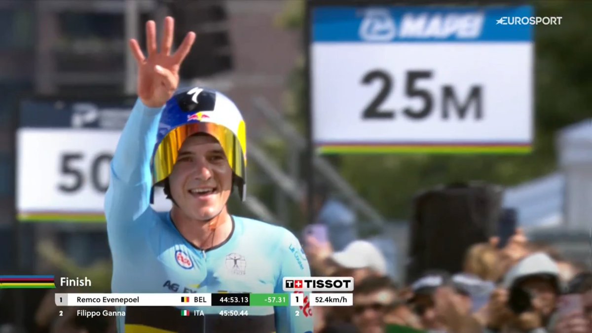 propelotontr's tweet photo. SON DAKİKA: REMCO EVENEPOEL TARİHE GEÇTİ!

2026 UCI Dünya Yol Şampiyonası'nda Belçikalı yıldız Remco Evenepoel, elit erkekler bireysel zamana karşıda unvanını üst üste üçüncü kez koruyarak dördüncü kez üst üste şampiyon oldu.

Tarihte bunu başaran başka biri yok!

 #Montréal2026 https://t.co/FTEwbSFjDn