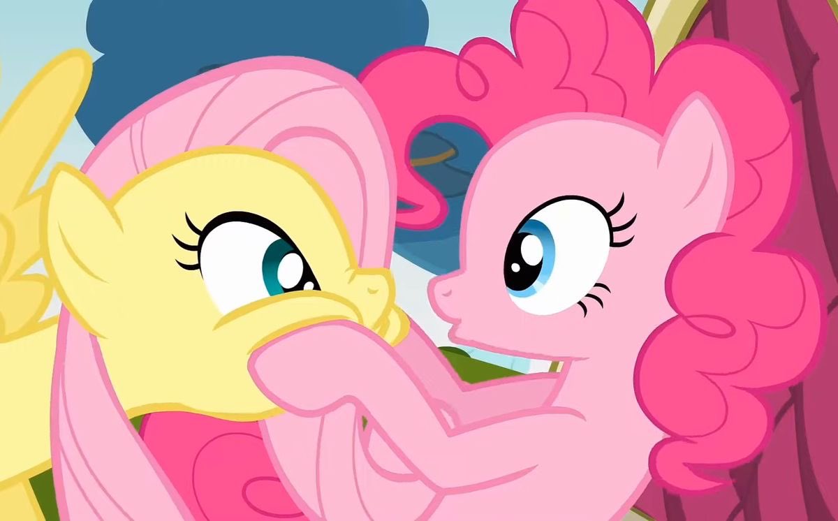 pinkaminaa's tweet photo. KISS https://t.co/VcZmvDE8GX