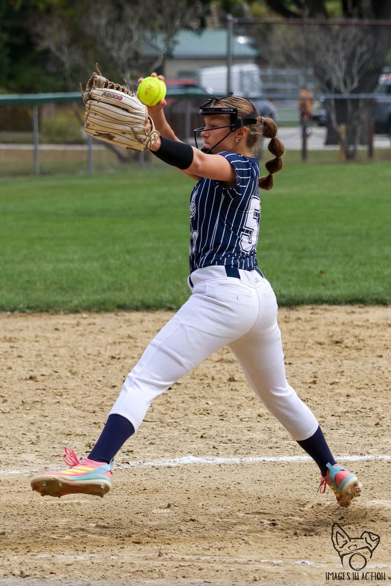 HeidiR2030's tweet photo. Just finished the first fall tournament with the new team! I pitched 10 1/3 innings, giving up 6 hits and 4 earned runs. Looking forward to many more seasons with this team!🧡💙🥎 #crushingit @PCNHCoach @JohnBurnham32 @CrushGoldNH @CrushPremierNH https://t.co/NJvpRV1VZt