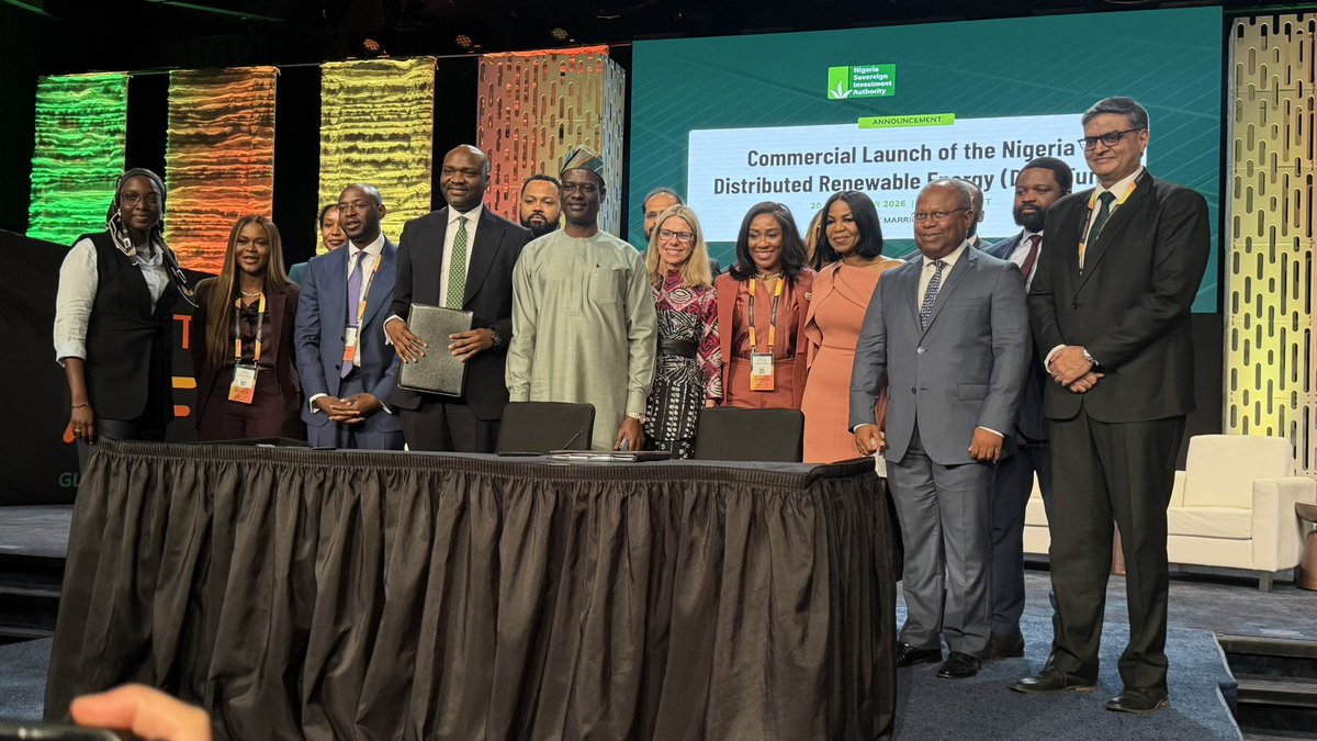 Amarian2ve's tweet photo. No light, no problem soon!
Solar movement in Naija is about to go crazy!
We need constant light to hustle smoothly! 🇳🇬
#EnergyforNaija #RenewableEnergy #UNGA81 https://t.co/cgjtA7b58C