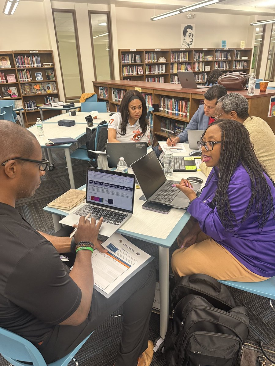 JennJones2Edu's tweet photo. Busy week in #RegionII with principal meeting and #FAMjam but I've learned a lot. #BuiltIIWin https://t.co/XhDzyK9bFl